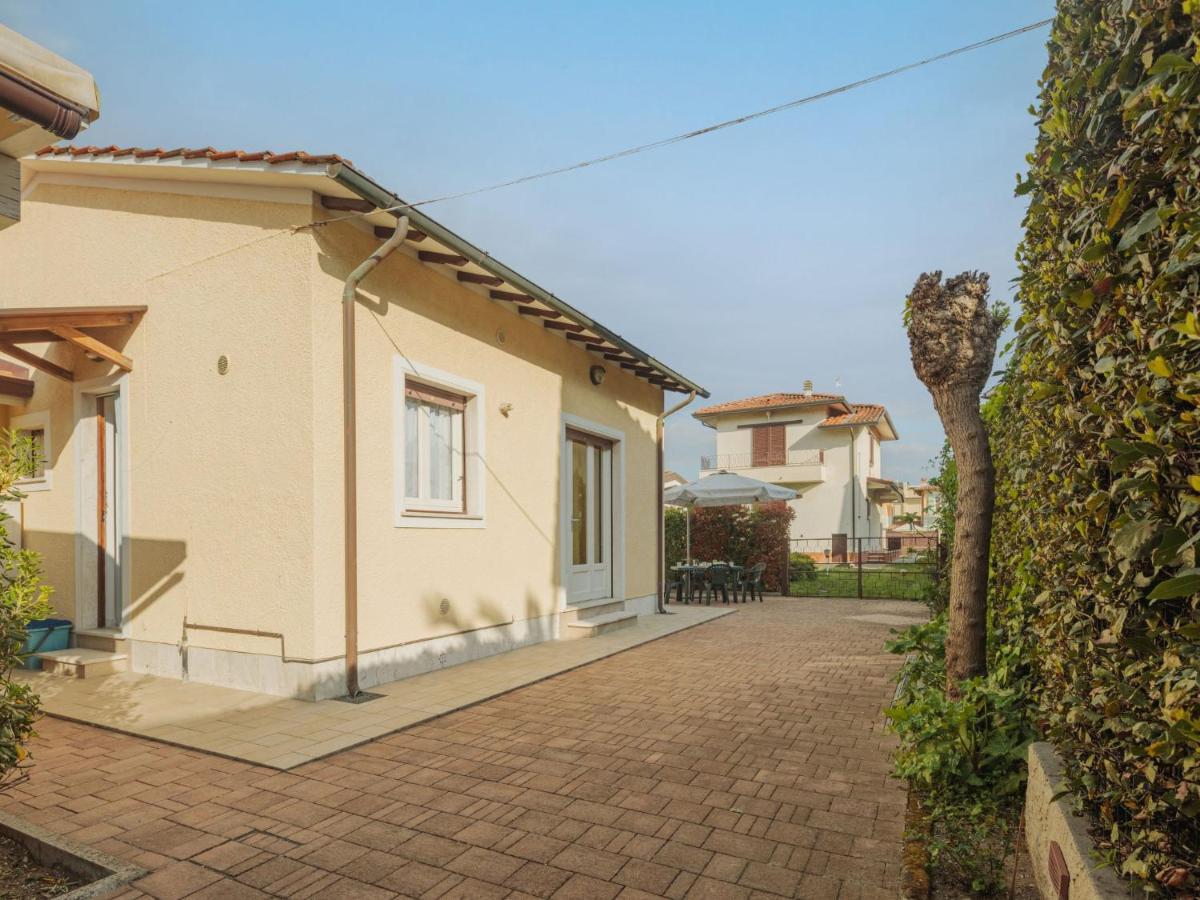 Holiday Home Manuela By Interhome Marina di Pietrasanta Exterior foto
